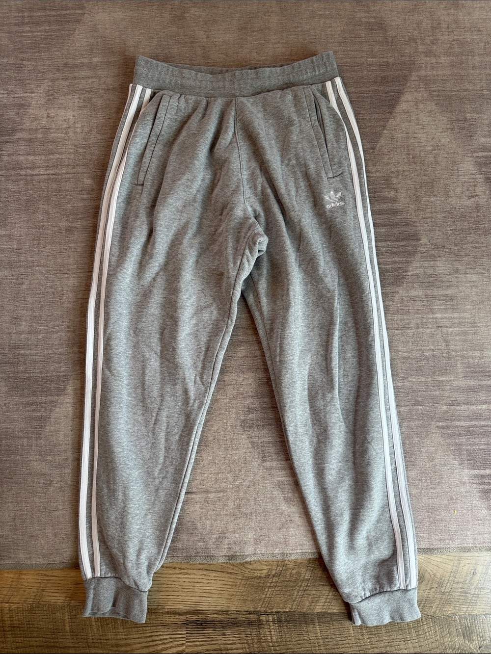 adidas | Essentials Gray Fleece Jogger Sweatpants, Men’s Large